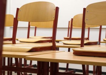Aulas presenciais: professora e aluna de Colégio Estadual em Foz estão infectadas com Covid-19