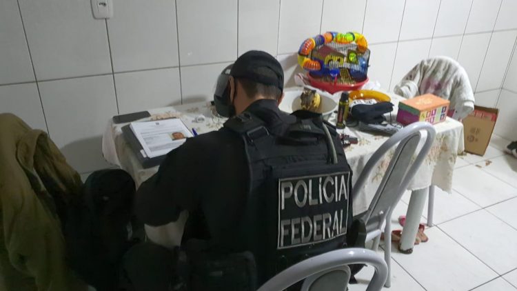 Polícia Federal desarticula operação criminosa envolvendo falsos policiais