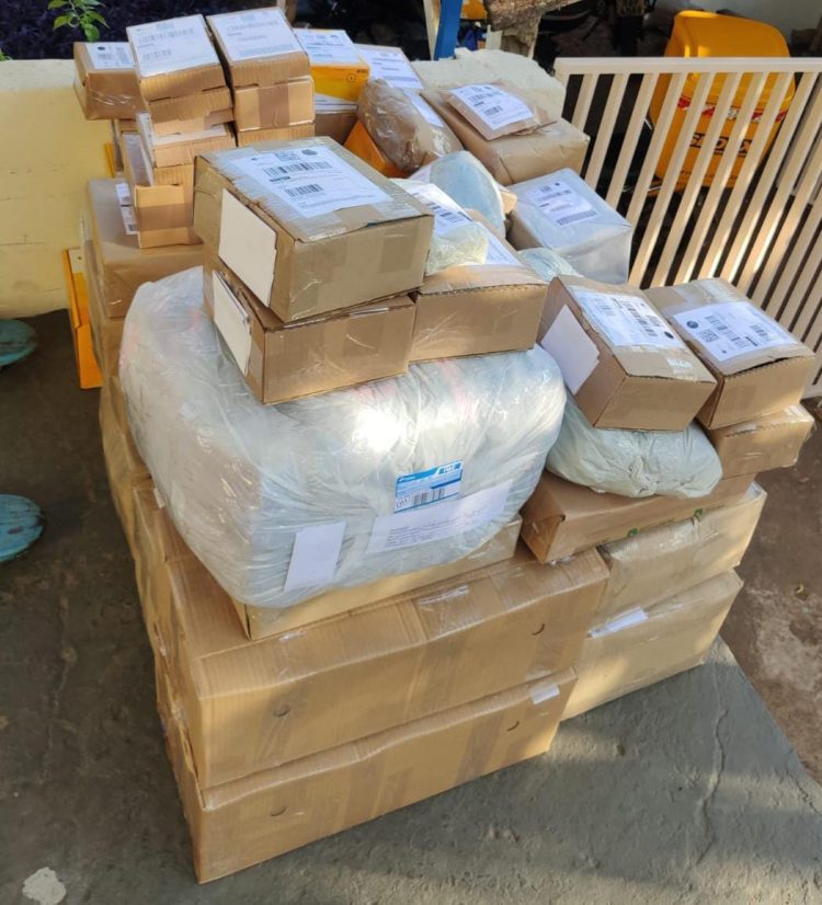 Fim do baile: Receita Federal apreende sanfona e bebidas em remessas postais