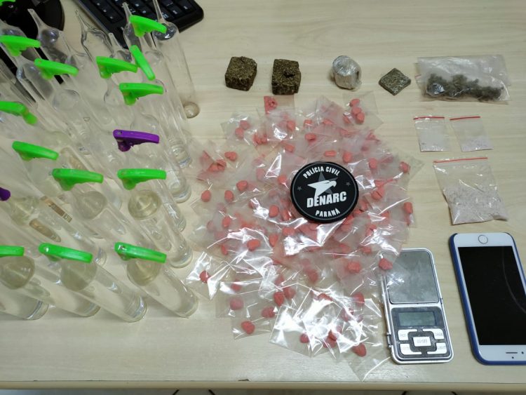 Polícia Civil – DENARC, apreende drogas sintéticas no bairro Jardim Claudia