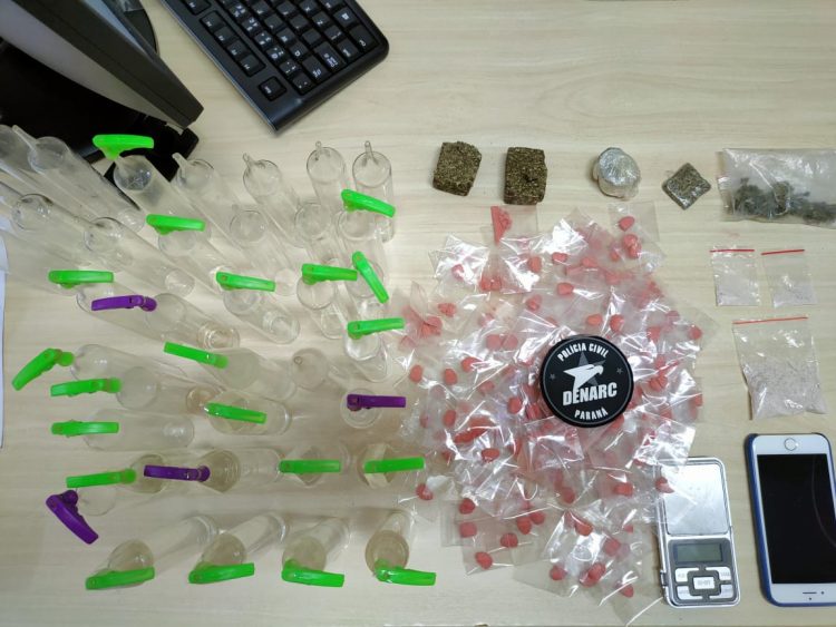 Polícia Civil – DENARC, apreende drogas sintéticas no bairro Jardim Claudia