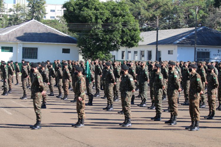 Exército realiza solenidade em comemoração do Dia da Arma de Infantaria e entrega da Boina Preta