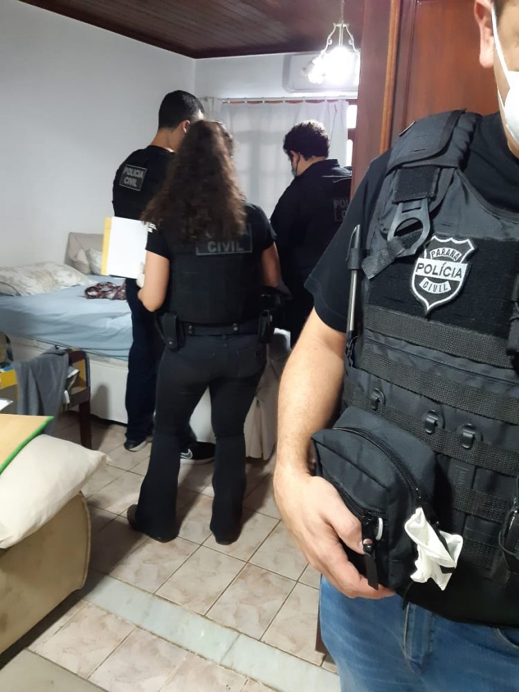 Polícia faz operação contra responsáveis por acidente de ônibus que deixou 19 mortos no Paraná