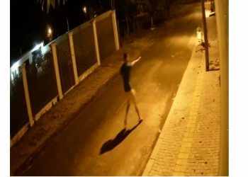 Vídeo mostra suposto assaltante sendo morto na Vila A