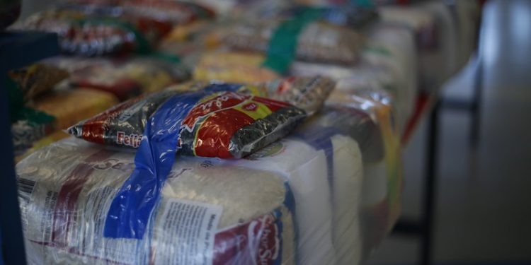 Prefeitura de Foz irá distribuir 20 mil cestas básicas para famílias em situação de extrema pobreza