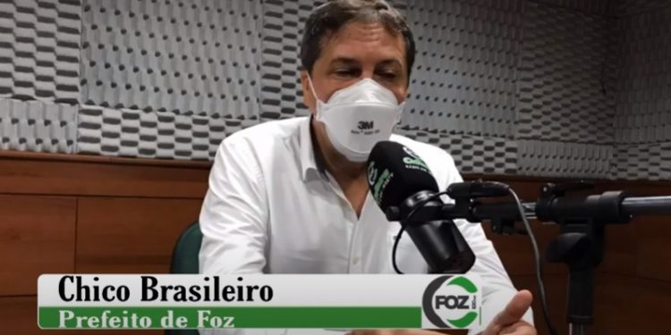 Fechamento às 20h é para evitar aglomerações em bares, explicou Chico Brasileiro