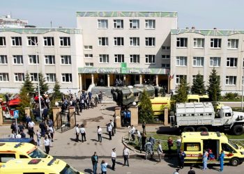 Atirador mata ao menos sete em escola na Rússia