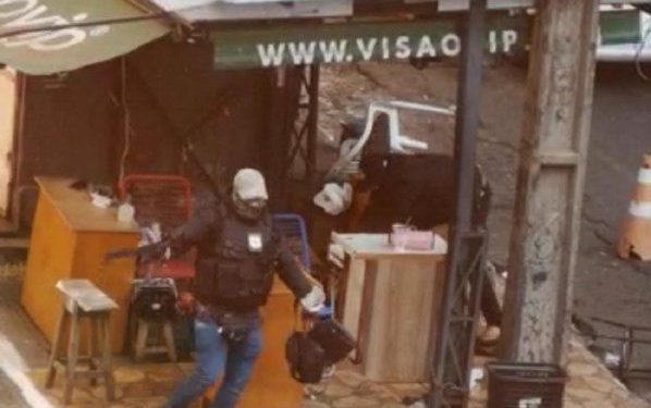 Polícia paraguaia apreende caminhonete e celulares de suspeitos de assalto a cambistas