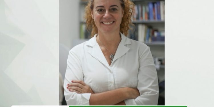 Infectologista explica morte por Covid em pessoa vacinada