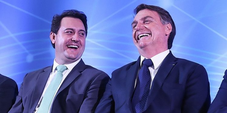 Bolsonaro vai ao STF para barrar lockdown e toque de recolher no Paraná
