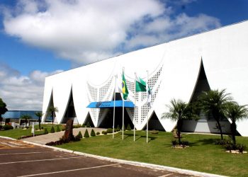 Unioeste firma intercâmbio com universidades latino-americanas