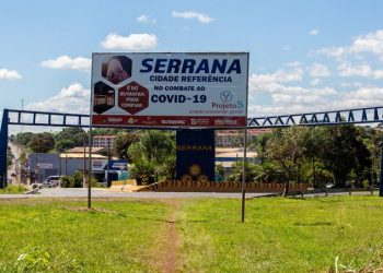 Mortes por Covid caem 95% após vacinação em massa em Serrana (SP) com a Coronavac