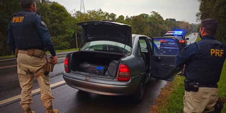 PRF apreende cocaína, maconha e crack durante o fim de semana no Paraná