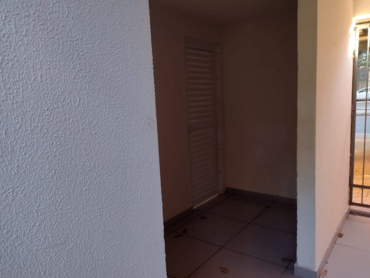 Após prefeitura informar conclusão de obra, cidadão volta a reclamar de banheiros fechados no TTU
