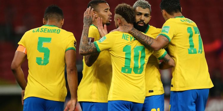 Brasil enfrenta Paraguai no Defensores del Chaco, em Assunção, pelas Eliminatórias da Copa