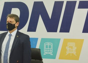 País passa por transformação da infraestrutura nacional, diz ministro