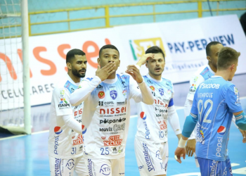 Foz Cataratas Poker Futsal goleia o Pato e assume a liderança do grupo C da Liga