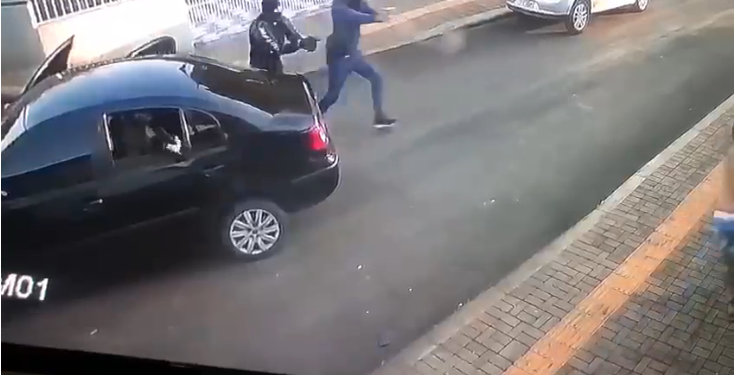 Polícia Civil procura por assassinos de Jhonathan Willy de Freitas, 31 anos de idade; vídeo