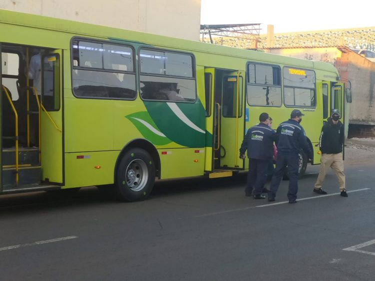 Multa do Procon ao Consórcio Sorriso pode chegar a R$ 2 milhões por superlotação em ônibus