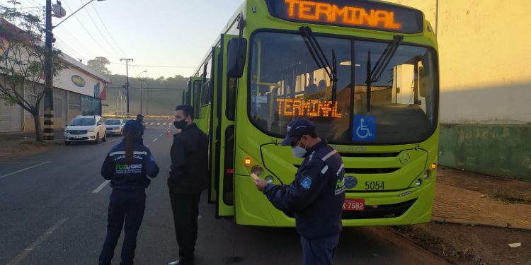 Multa do Procon ao Consórcio Sorriso pode chegar a R$ 2 milhões por superlotação em ônibus