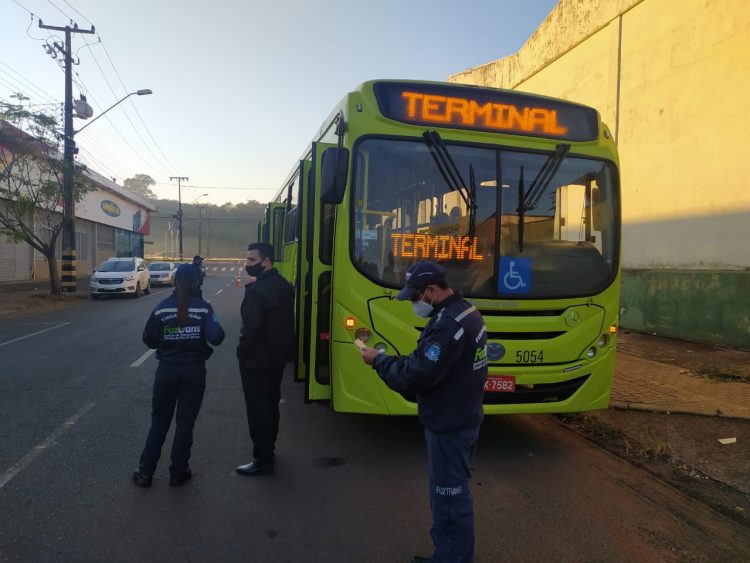 Multa do Procon ao Consórcio Sorriso pode chegar a R$ 2 milhões por superlotação em ônibus