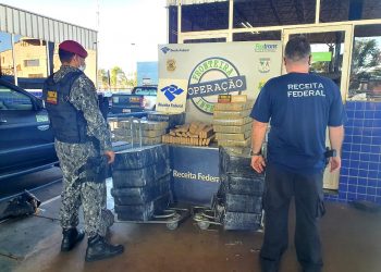 Veículo com fundo falso carregado de maconha é apreendido na Vila Portes