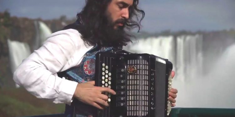 Aniversário de Foz terá apresentação virtual de artistas da cidade