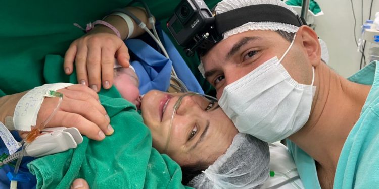 Hopital de Foz realiza bloqueio seletivo temporário da circulação do útero para emergência obstétrica