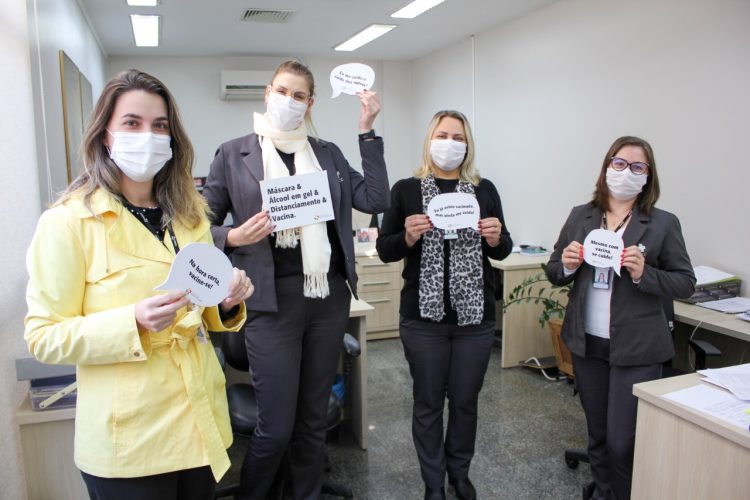 Mesmo vacinados colaboradores do HMCC reforçam os cuidados contra a covid-19