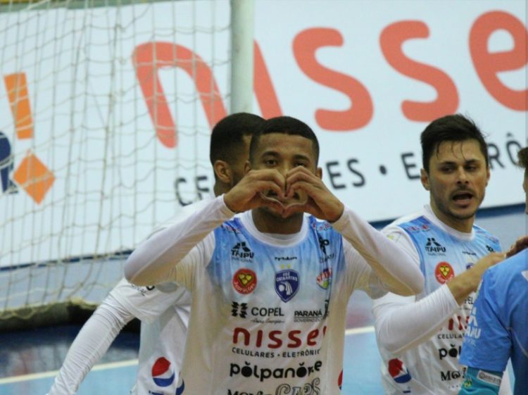 Foz Cataratas Poker Futsal goleia o  Marreco pelo paranaense