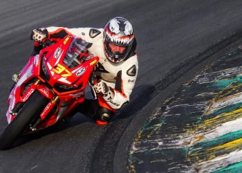 Piloto iguaçuense é o atual líder do maior campeonato de motovelocidade da América Latina