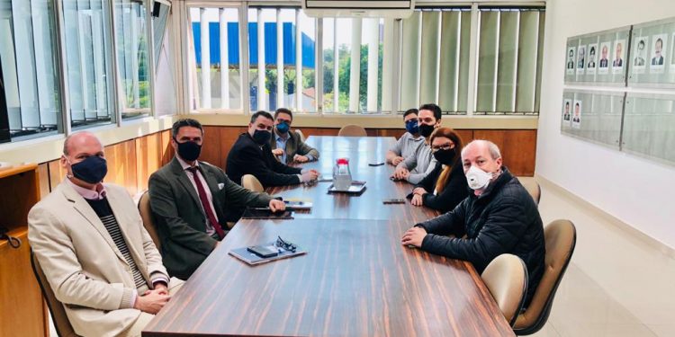 Foz do Iguaçu poderá instalar mais 46 lojas francas