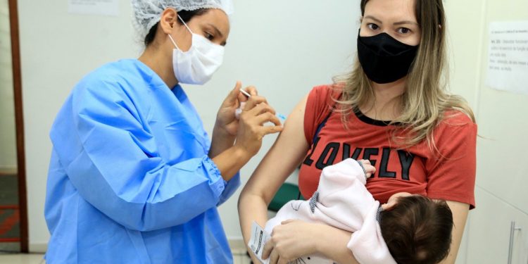 Todas as vacinas contra a Covid-19 são seguras? Pode escolher o laboratório? Confira perguntas e respostas