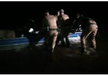 Polícia Militar apreende cerca de 1 tonelada de maconha no Rio Paraná