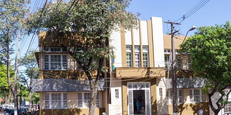 Prefeitura libera funcionamento das atividades até 21h no final de semana