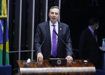 Deputados debatem reforma eleitoral e voto impresso com presidente do TSE na quarta-feira, 09