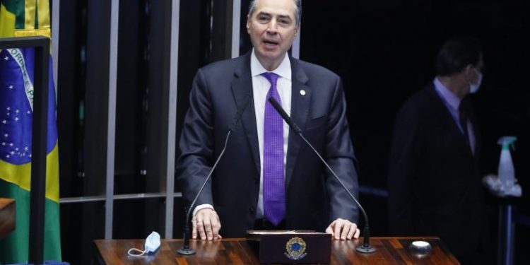 Deputados debatem reforma eleitoral e voto impresso com presidente do TSE na quarta-feira, 09