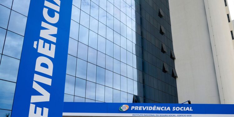 Prova de vida pode ser feita sem sair de casa