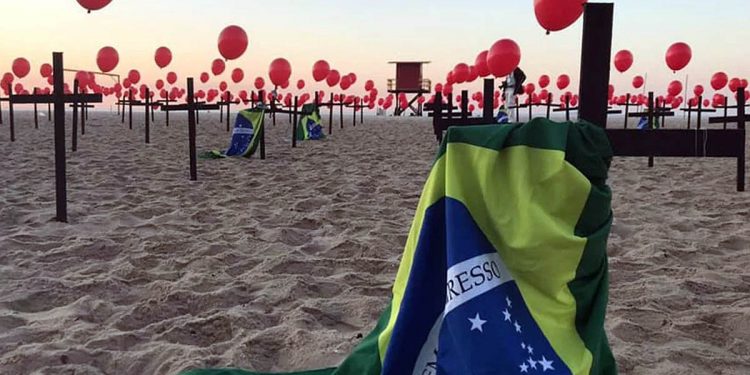 Presidentes do STF e Senado lamentam a marca de 500 mil mortes por Covid-19