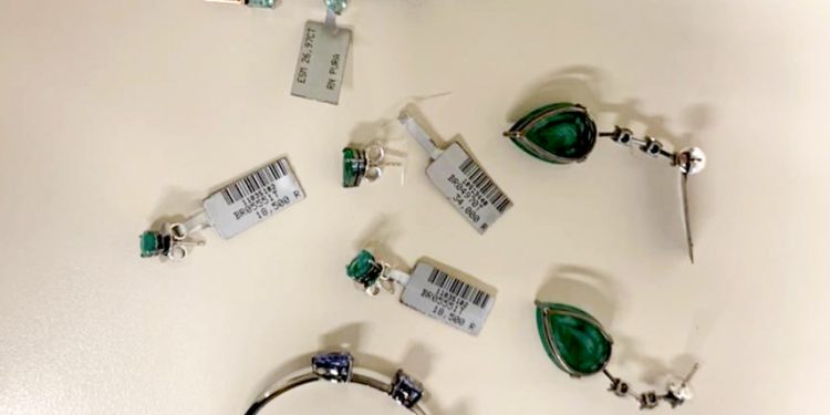 Policiais do Paraná e do Rio de Janeiro prendem quadrilha especializada em roubo de joalherias