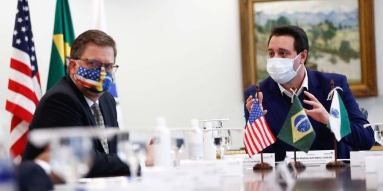 Paraná formaliza acordo de cooperação mútua com os Estados Unidos
