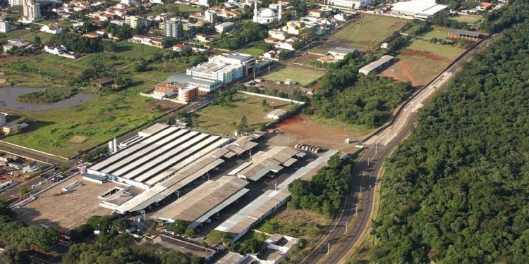 Ceasa Paraná fará licitação de áreas para unidade em Foz do Iguaçu