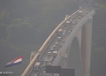 Trânsito na Ponte da Amizade está liberado nesta quarta-feira