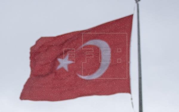 Turquia suspende voos diretos com Brasil e impõe quarentena a viajantes