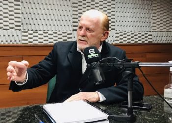 Vermelho anuncia melhorias em campos do Futebol Amador e volta a defender Estrada Parque