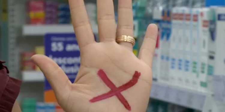 Lei do ‘Sinal Vermelho’ é sancionada no Paraná