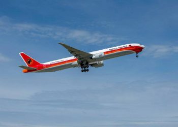 Avião cargueiro angolano tentou aterrissar em CDE sem autorização