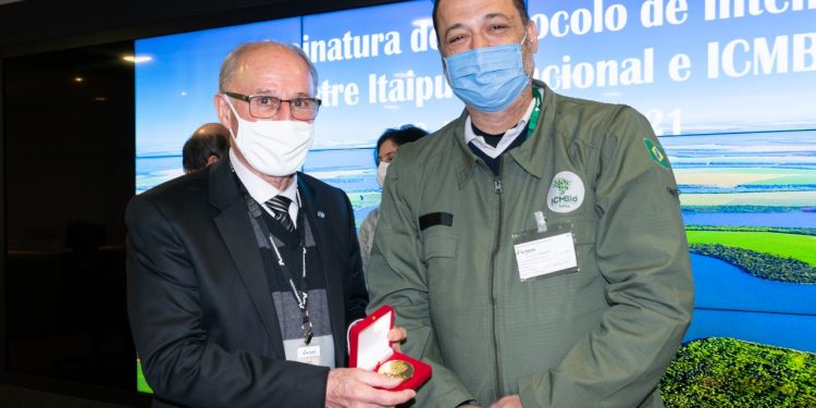 Parceria entre Itaipu e ICMBio inclui soltura de onça-parda no Parque Nacional de Ilha Grande