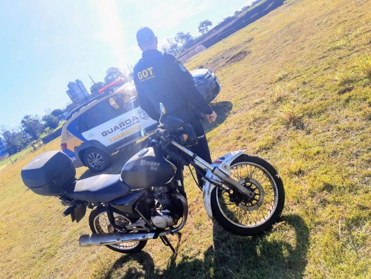 Guarda Municipal recupera motocicleta furtada