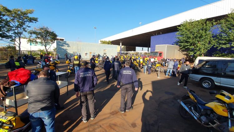 Mototaxistas são alvos de fiscalização na 1ª fase ostensiva da Operação Escudo